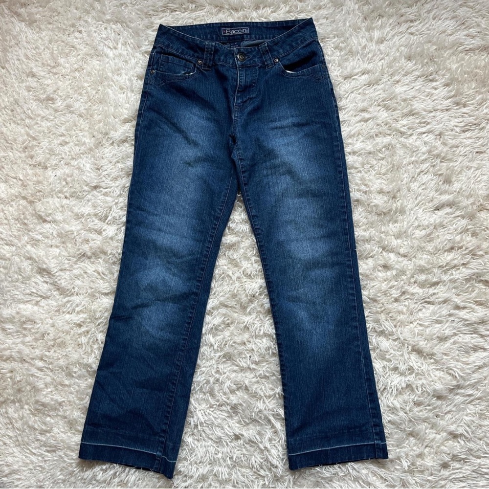 vintage baccini jeans
says size 4 petite but could prob fit up to 30in waist